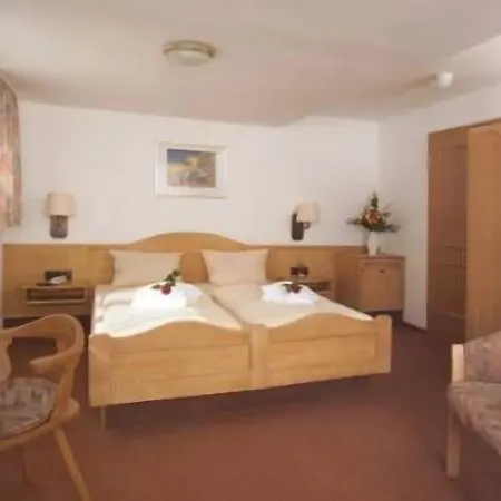ホテル Akzent Haus Sonnenberg 3*