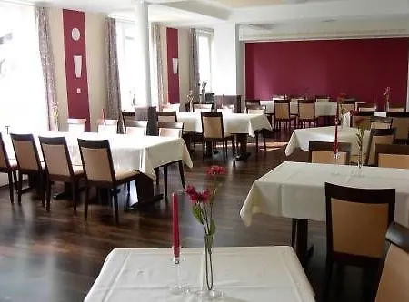 Akzent Haus Sonnenberg ホテル 3*